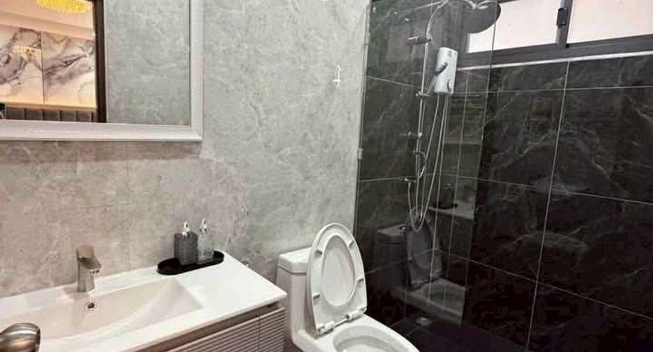 Casa en venta de 3 habitaciones en Bang Lamung, Chonburi