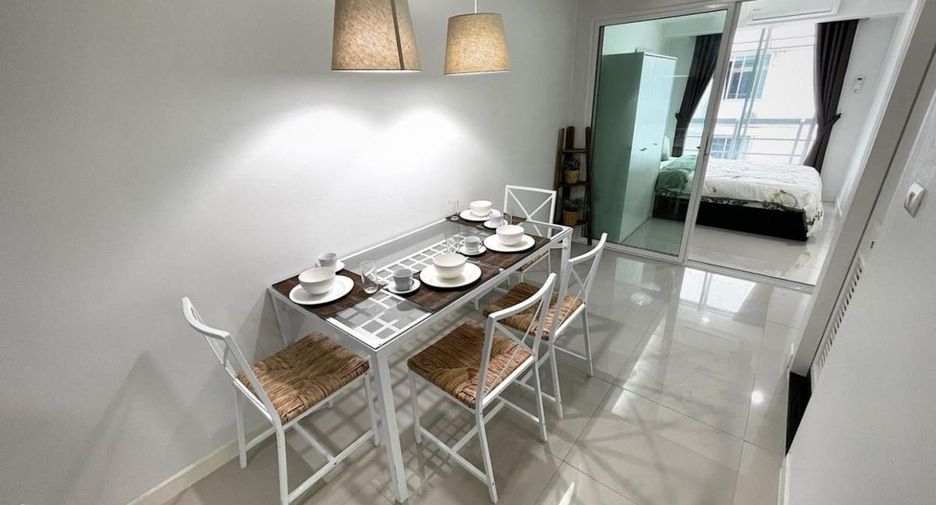 For rent 2 bedrooms condo in Khlong Toei, Bangkok