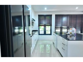 Villa en venta de 4 habitaciones en Ko Samui, Surat Thani