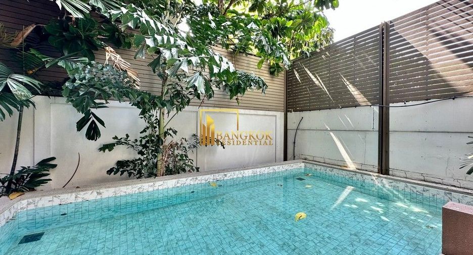 À louer et à vendre 3 chambres condo à Yan Nawa, Bangkok