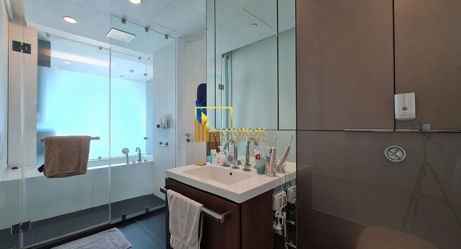 For sale 2 bedrooms condo in Pathum Wan, Bangkok