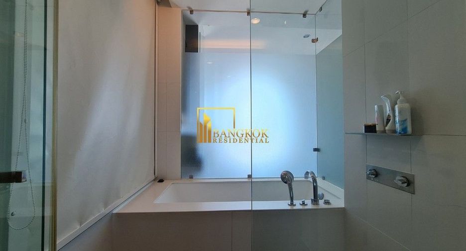 For sale 2 bedrooms condo in Pathum Wan, Bangkok