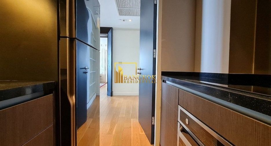 For rent and for sale 3 bedrooms condo in Khlong Toei, Bangkok