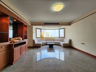 Аренда и продажа 3 спальни кондо в Кхлонг Тоеи, Бангкок