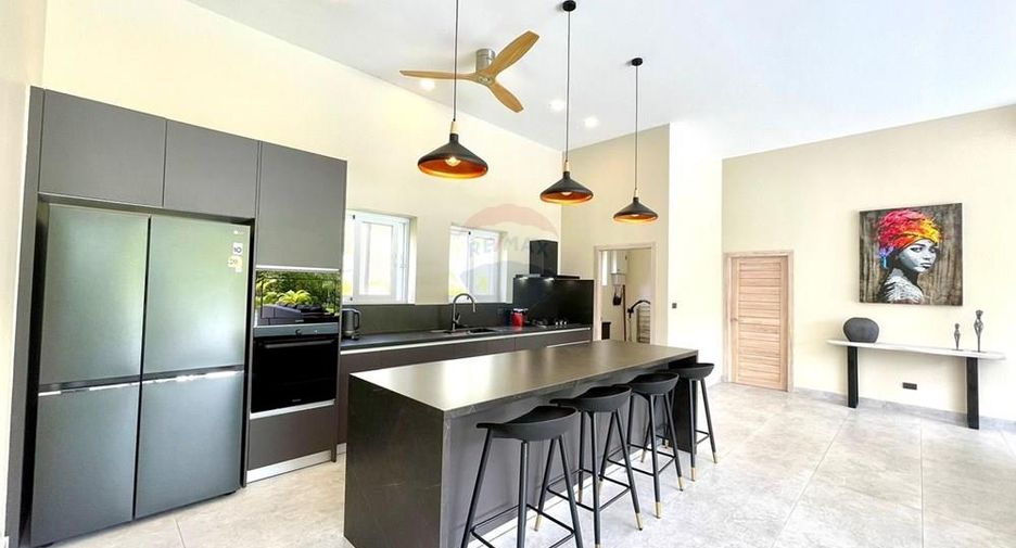 For sale 4 bedrooms villa in Ko Samui, Surat Thani
