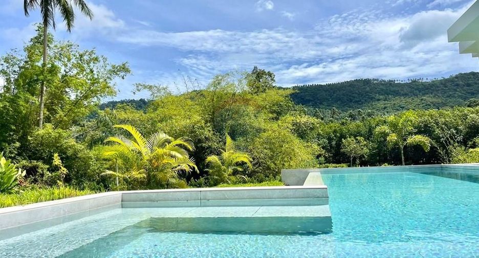 For sale 4 bedrooms villa in Ko Samui, Surat Thani