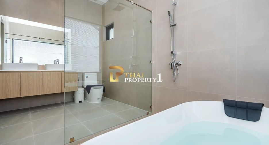 For sale 3 bedrooms villa in Hua Hin, Prachuap Khiri Khan