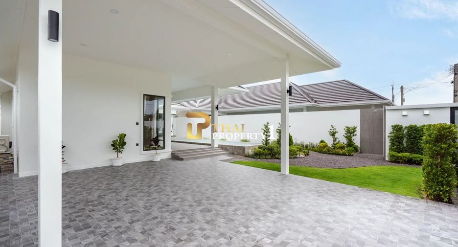 For sale 3 bedrooms villa in Hua Hin, Prachuap Khiri Khan