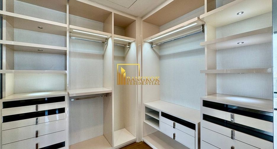À vendre 2 chambres condo à Sathon, Bangkok