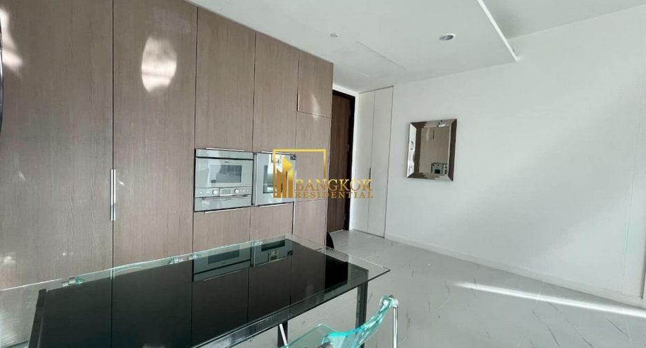 For rent and for sale 2 bedrooms condo in Pathum Wan, Bangkok