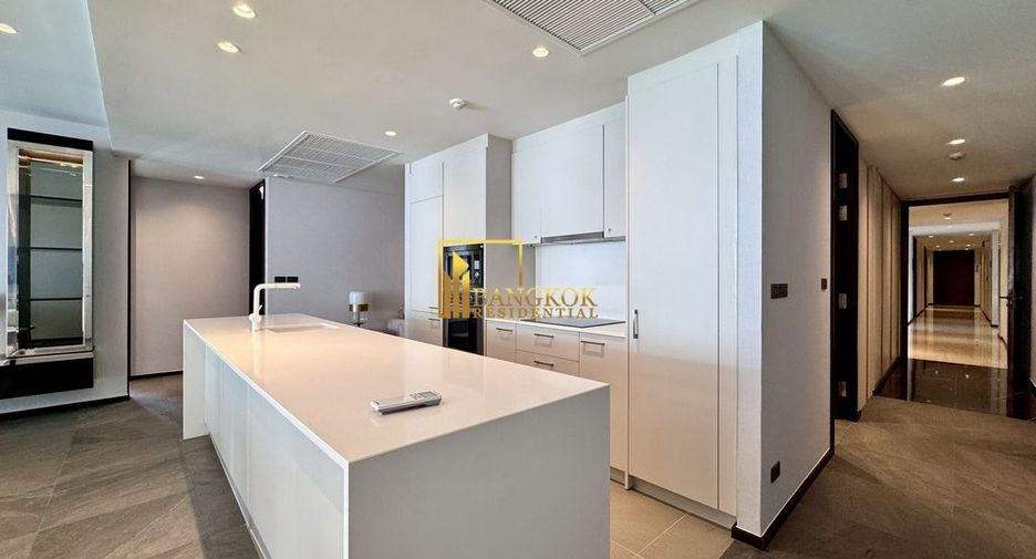 À vendre 2 chambres condo à Watthana, Bangkok