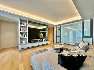 For rent そして for sale 2 ベッドルーム condo in Pathum Wan, Bangkok