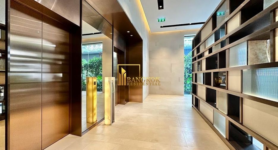 For rent そして for sale 2 ベッドルーム condo in Pathum Wan, Bangkok