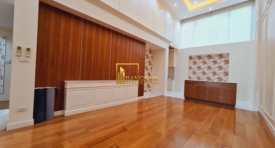Reihenhaus zur Miete und zum Kauf mit 4 Zimmer in Watthana, Bangkok