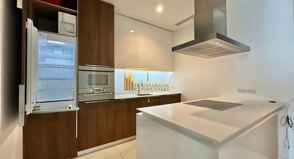 For rent and for sale 2 bedrooms condo in Pathum Wan, Bangkok