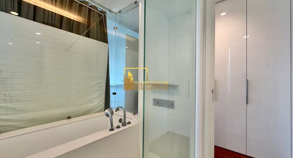 For rent and for sale 2 bedrooms condo in Pathum Wan, Bangkok