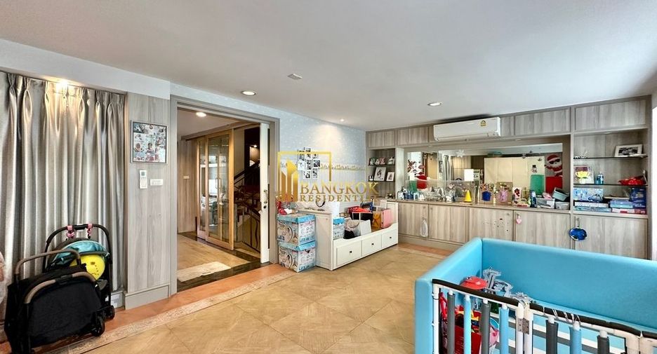 Reihenhaus zum Kauf mit 4 Zimmer in Yan Nawa, Bangkok