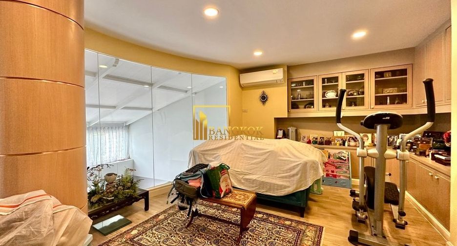 Reihenhaus zum Kauf mit 4 Zimmer in Yan Nawa, Bangkok