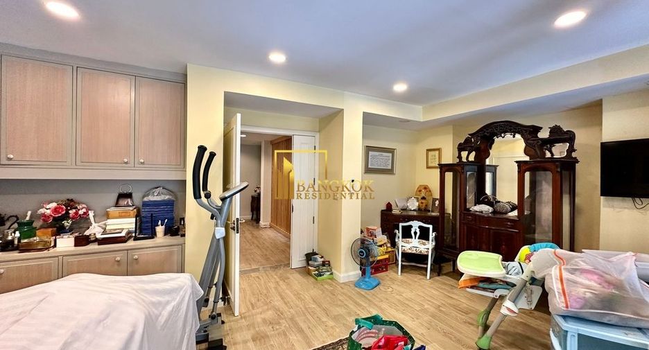 Reihenhaus zum Kauf mit 4 Zimmer in Yan Nawa, Bangkok