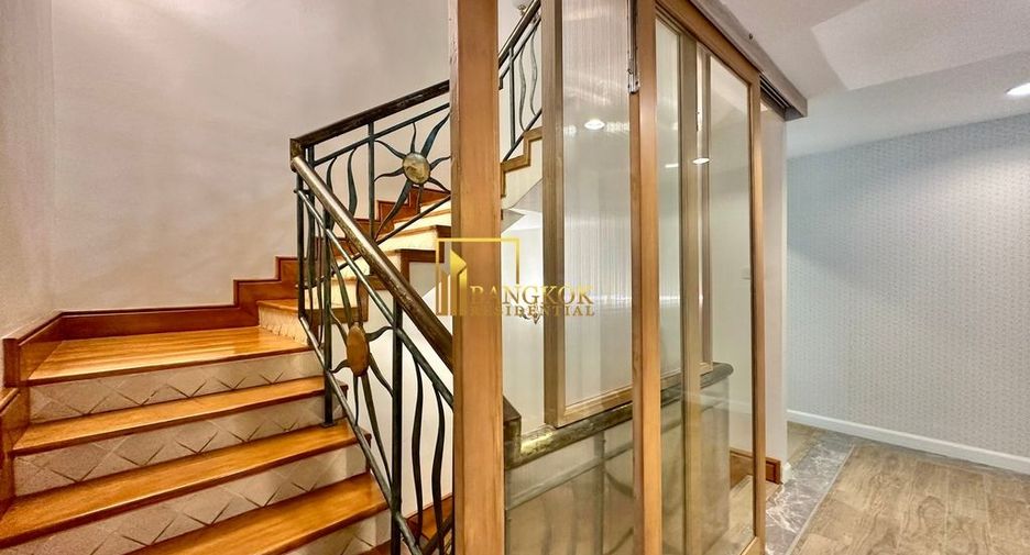 Reihenhaus zum Kauf mit 4 Zimmer in Yan Nawa, Bangkok