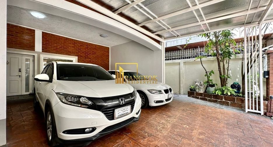 Reihenhaus zum Kauf mit 4 Zimmer in Yan Nawa, Bangkok