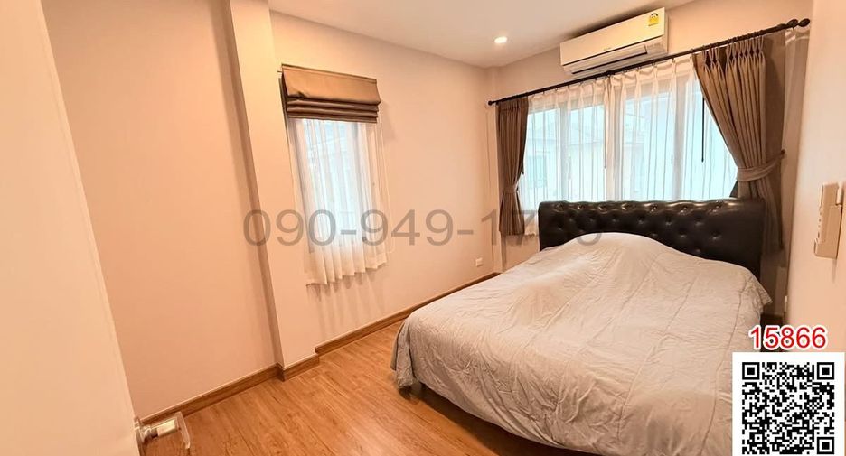 Casa en alquiler de 3 habitaciones en Khlong Sam Wa, Bangkok
