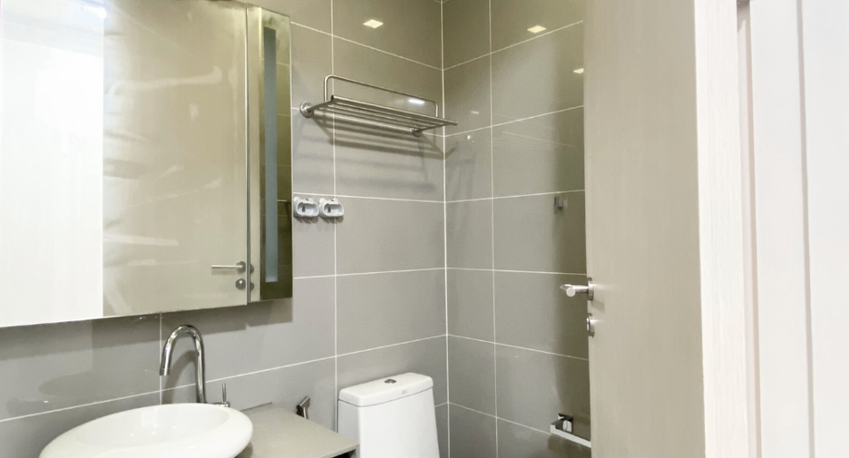 For rent and for sale 1 bed condo in Ratchathewi, Bangkok
