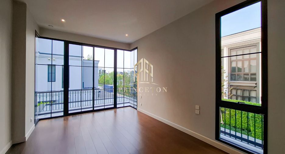 Casa en venta de 4 habitaciones en Saphan Sung, Bangkok