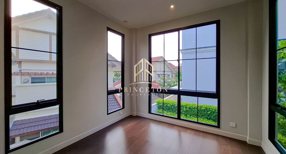 Casa en venta de 4 habitaciones en Saphan Sung, Bangkok