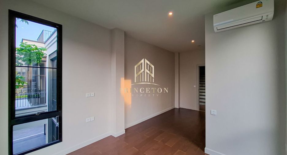 Casa en venta de 4 habitaciones en Saphan Sung, Bangkok