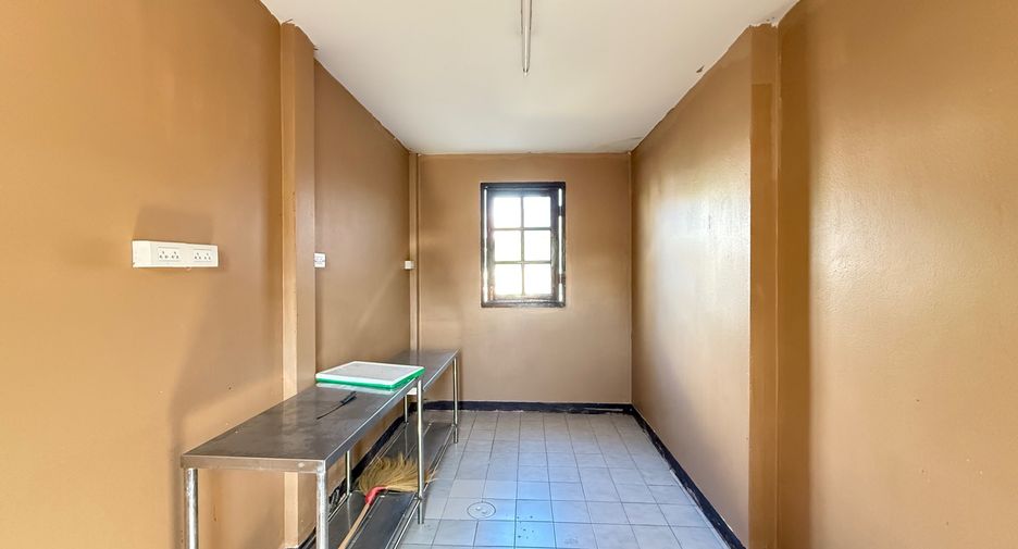 For rent 3 bedrooms house in San Sai, Chiang Mai