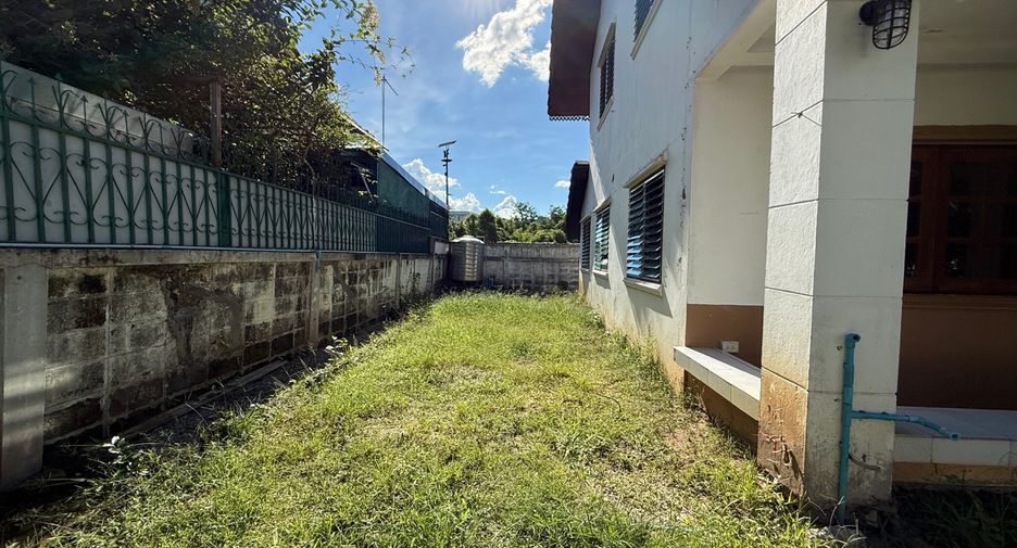 For rent 3 bedrooms house in San Sai, Chiang Mai