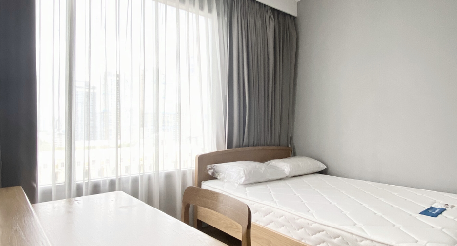 For rent and for sale 1 bed condo in Ratchathewi, Bangkok