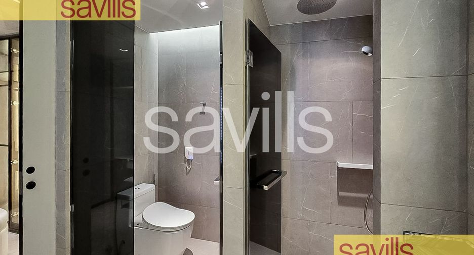 For sale 3 bedrooms condo in Watthana, Bangkok