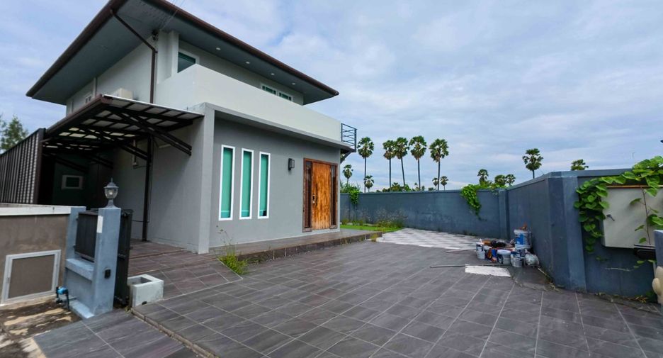 Casa en venta de 6 habitaciones en Sam Khok, Pathum Thani