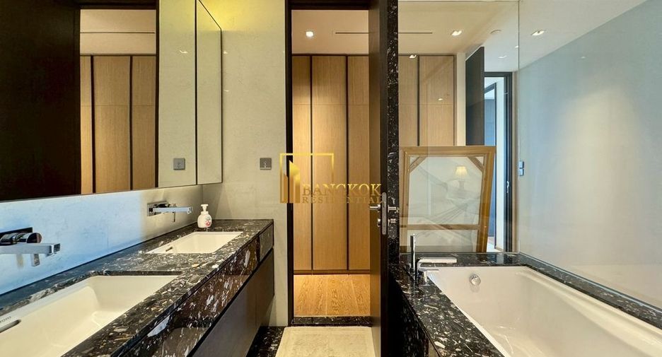 For rent and for sale 2 bedrooms condo in Khlong Toei, Bangkok