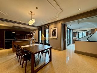 À louer et à vendre 2 chambres condo à Yan Nawa, Bangkok