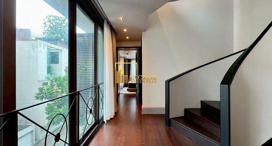 À louer et à vendre 2 chambres condo à Yan Nawa, Bangkok