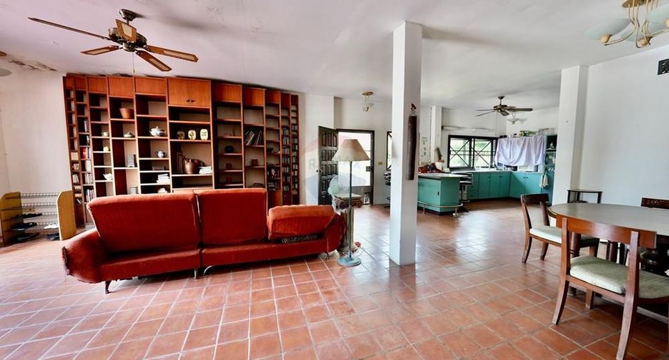 For sale 12 bedrooms retail Space in Ko Samui, Surat Thani