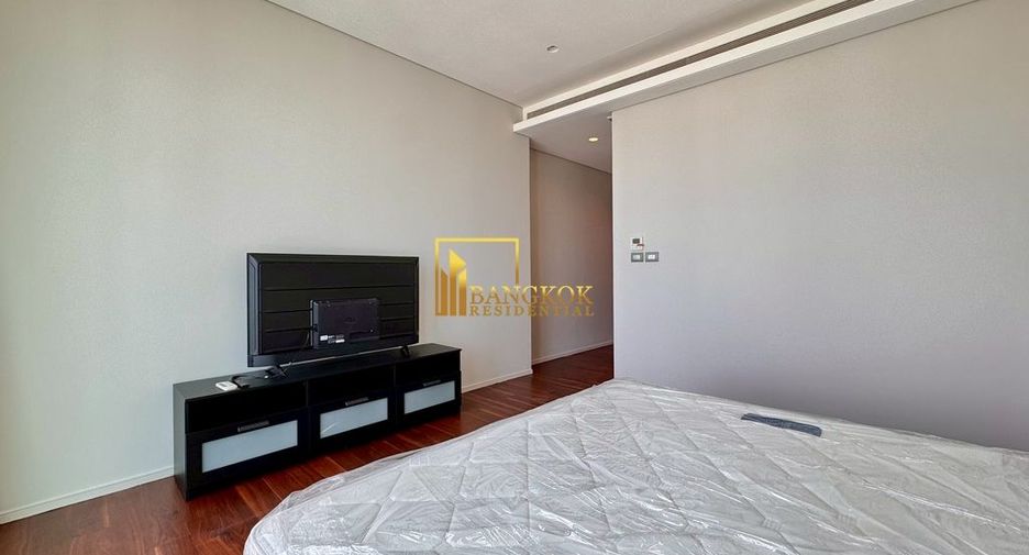 For rent and for sale 2 bedrooms condo in Pathum Wan, Bangkok
