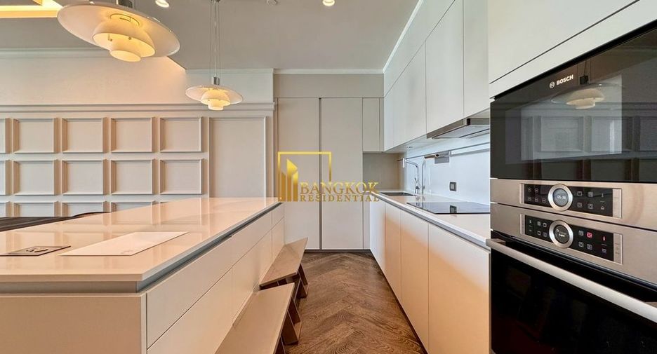 For rent and for sale 2 bedrooms condo in Pathum Wan, Bangkok
