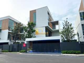À louer et à vendre 3 chambres maison à Saphan Sung, Bangkok