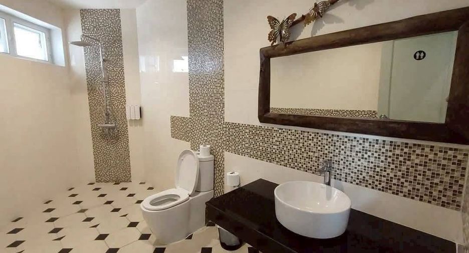 For rent 6 bedrooms house in Hang Dong, Chiang Mai