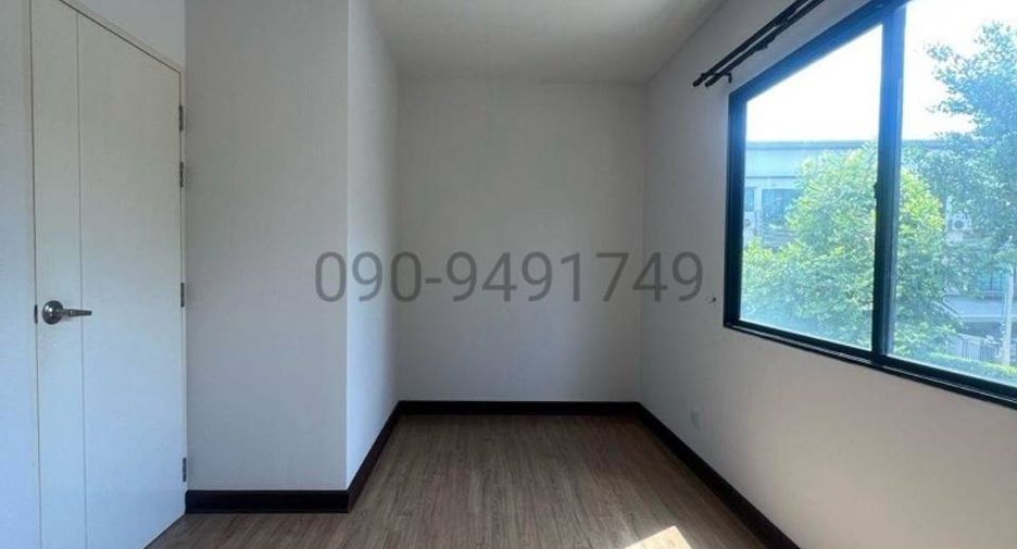 For rent 3 bedrooms townhouse in Bang Bua Thong, Nonthaburi