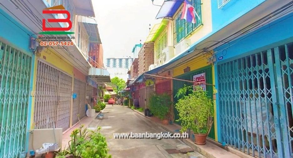 For sale 1 bed retail Space in Bangkok Yai, Bangkok