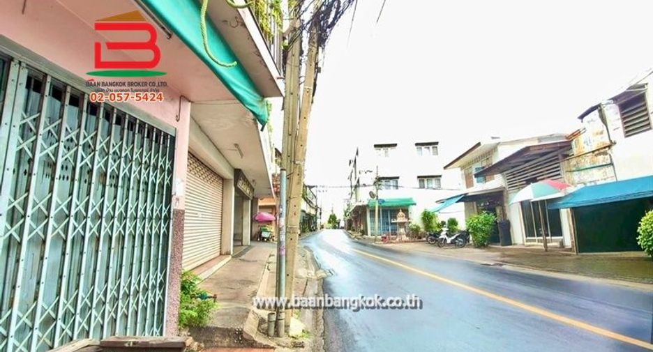 For sale 1 bed retail Space in Bangkok Yai, Bangkok