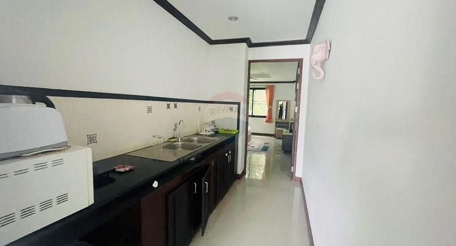 For sale 7 bedrooms retail Space in Ko Samui, Surat Thani