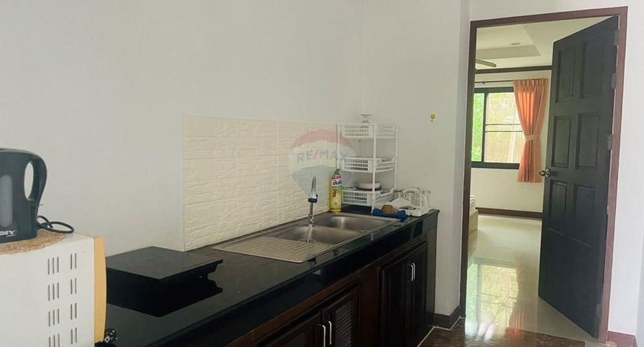 For sale 7 bedrooms retail Space in Ko Samui, Surat Thani