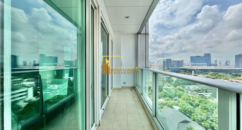 Wohnung zur Miete und zum Kauf mit 3 Zimmer in Khlong Toei, Bangkok