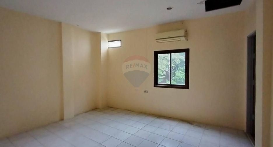 For sale 7 bedrooms retail Space in Ko Samui, Surat Thani
